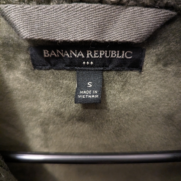Banana Republic Sherpa Trucker Jacket - Picture 6 of 6